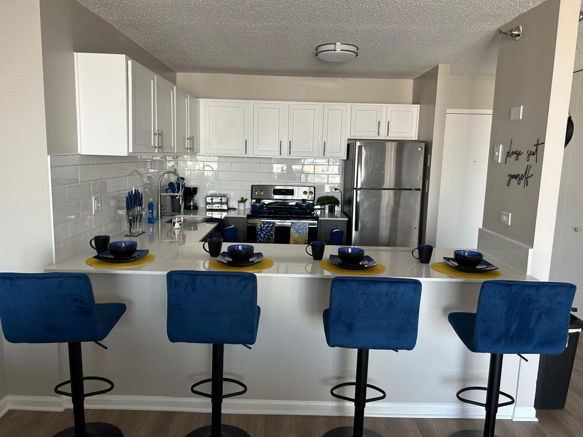 Cozy1 Bdrm Apartment Located In The Heart Of Downtown Oak Park By Glow & Explore Екстериор снимка