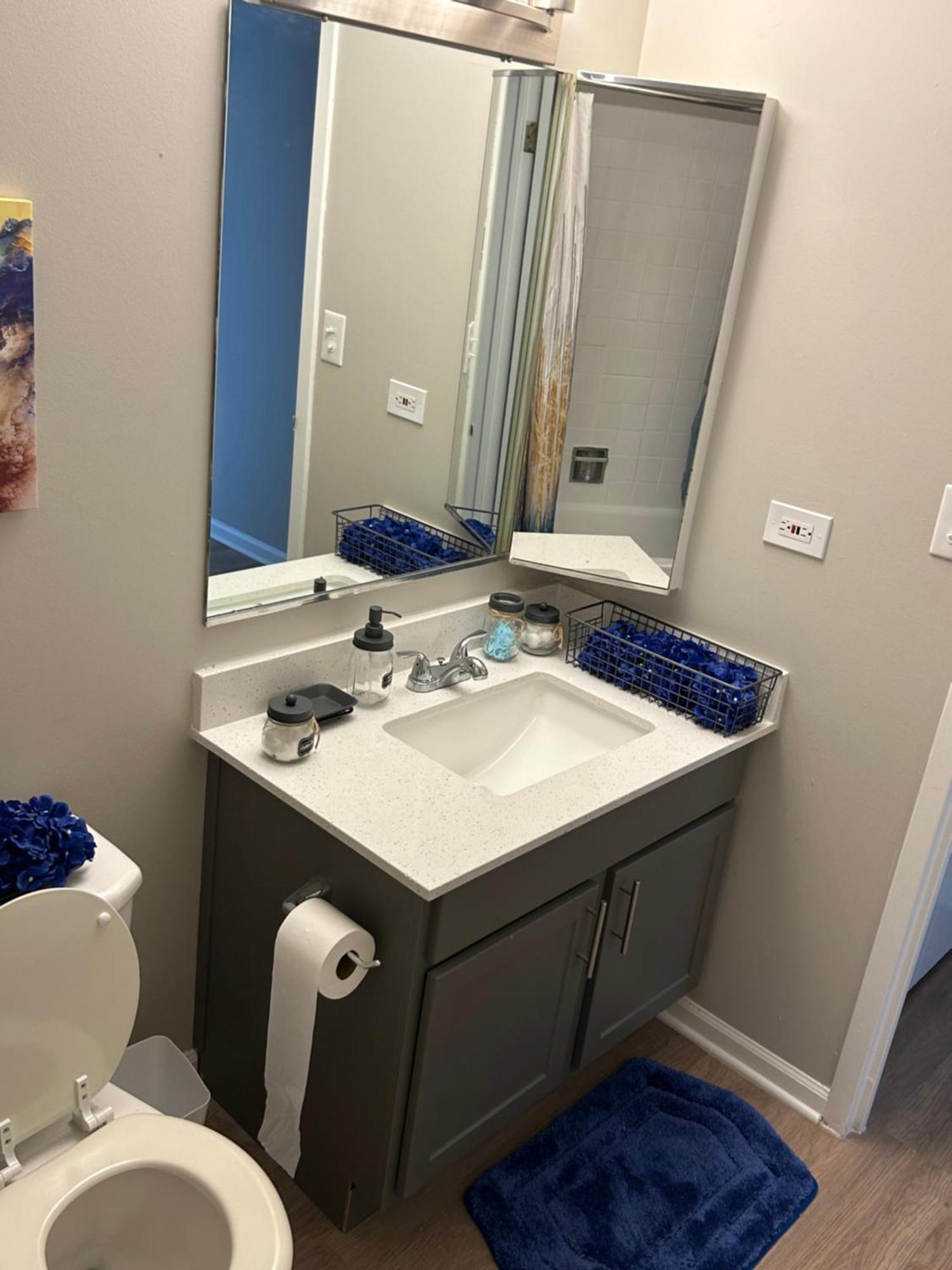 Cozy1 Bdrm Apartment Located In The Heart Of Downtown Oak Park By Glow & Explore Екстериор снимка